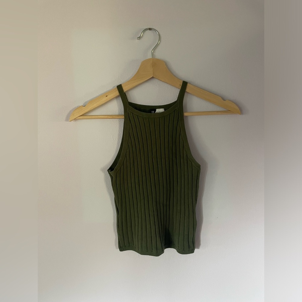 Divided Green Ribbed Tank Top